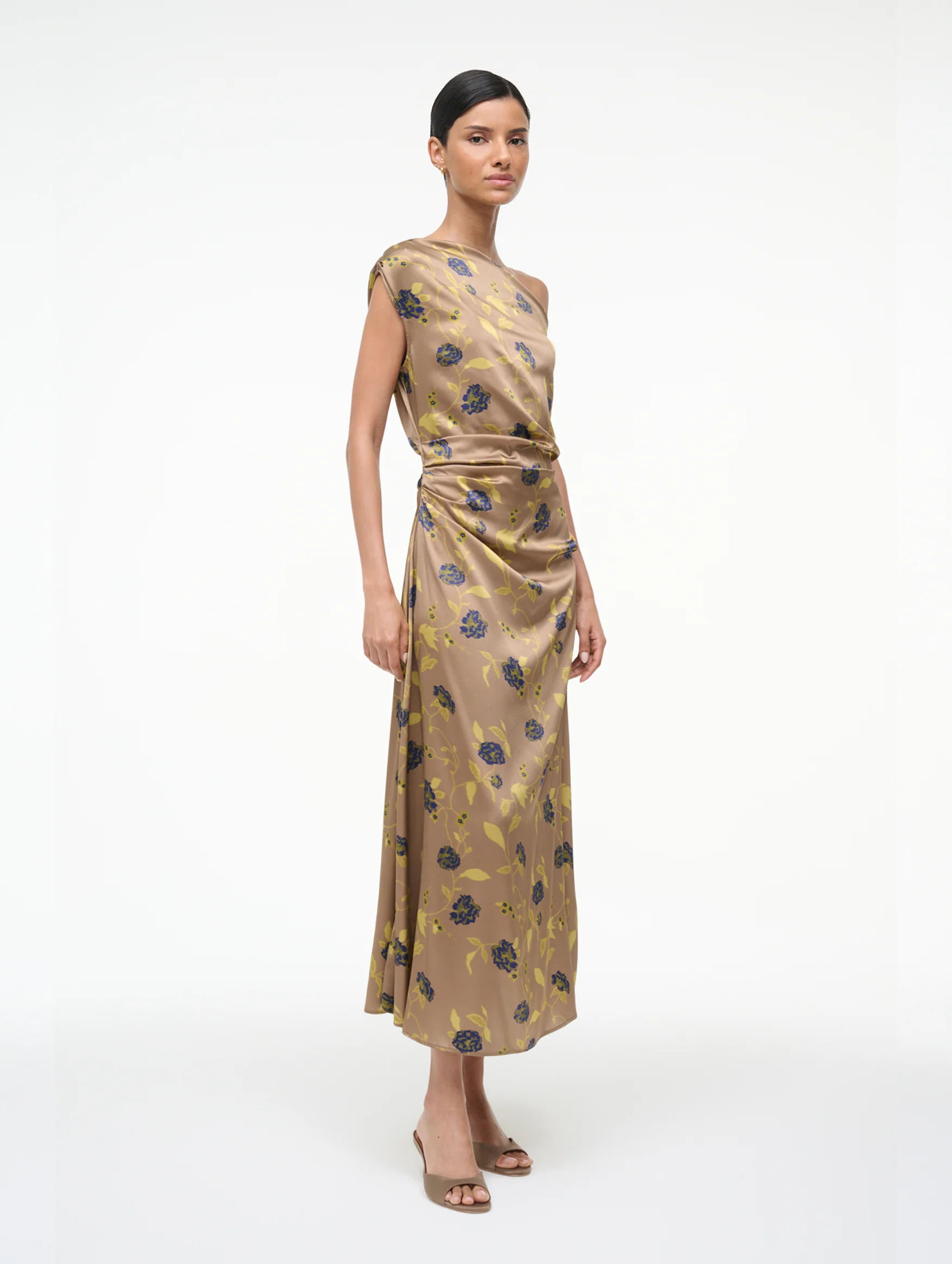 Phare Silk Dress in Vintage Floral - Image 3