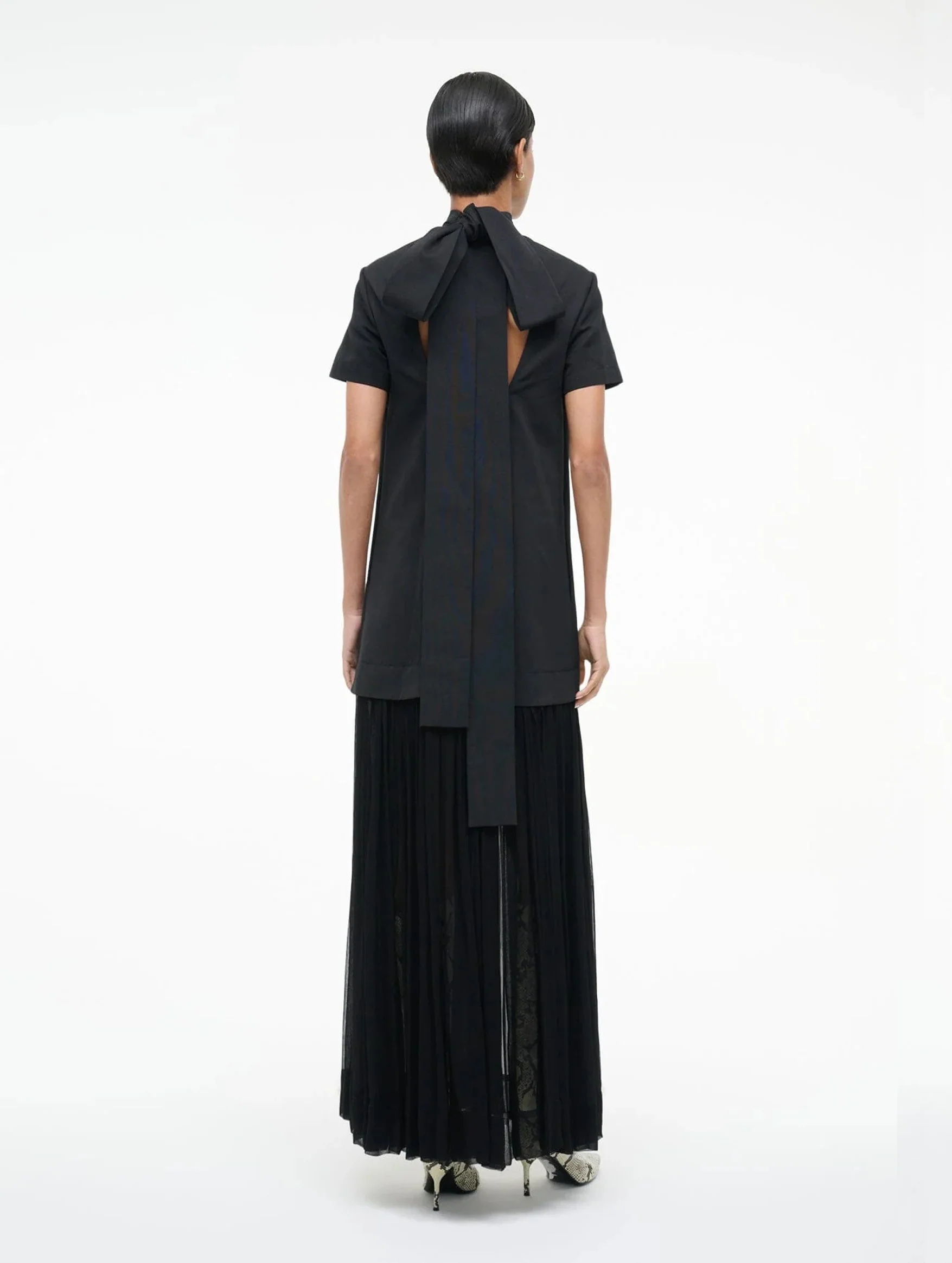 Pia Dress in Black - Image 4