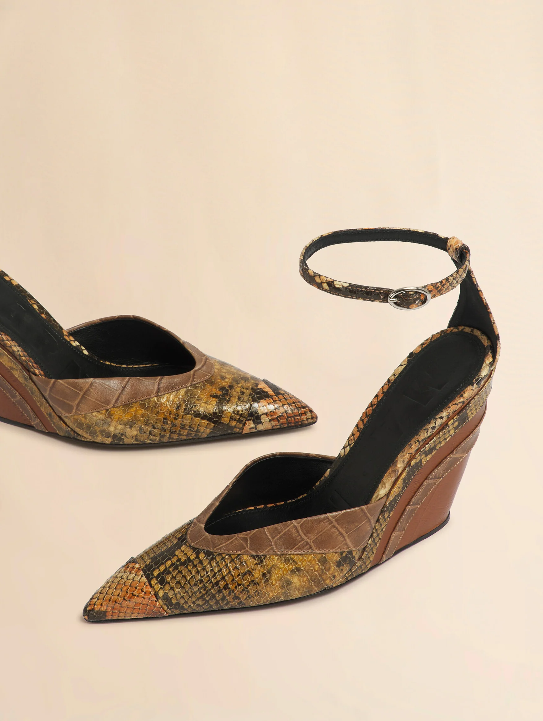 Pointed-toe Wedge in Brown - Image 5