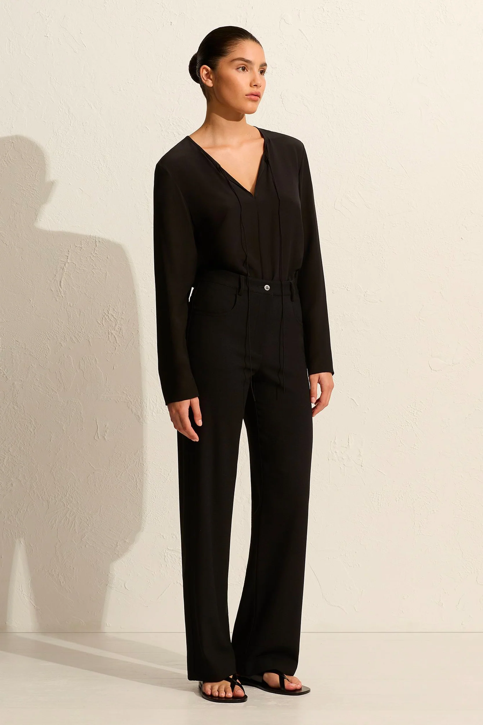 Popover Tie Blouse in Black - Image 4