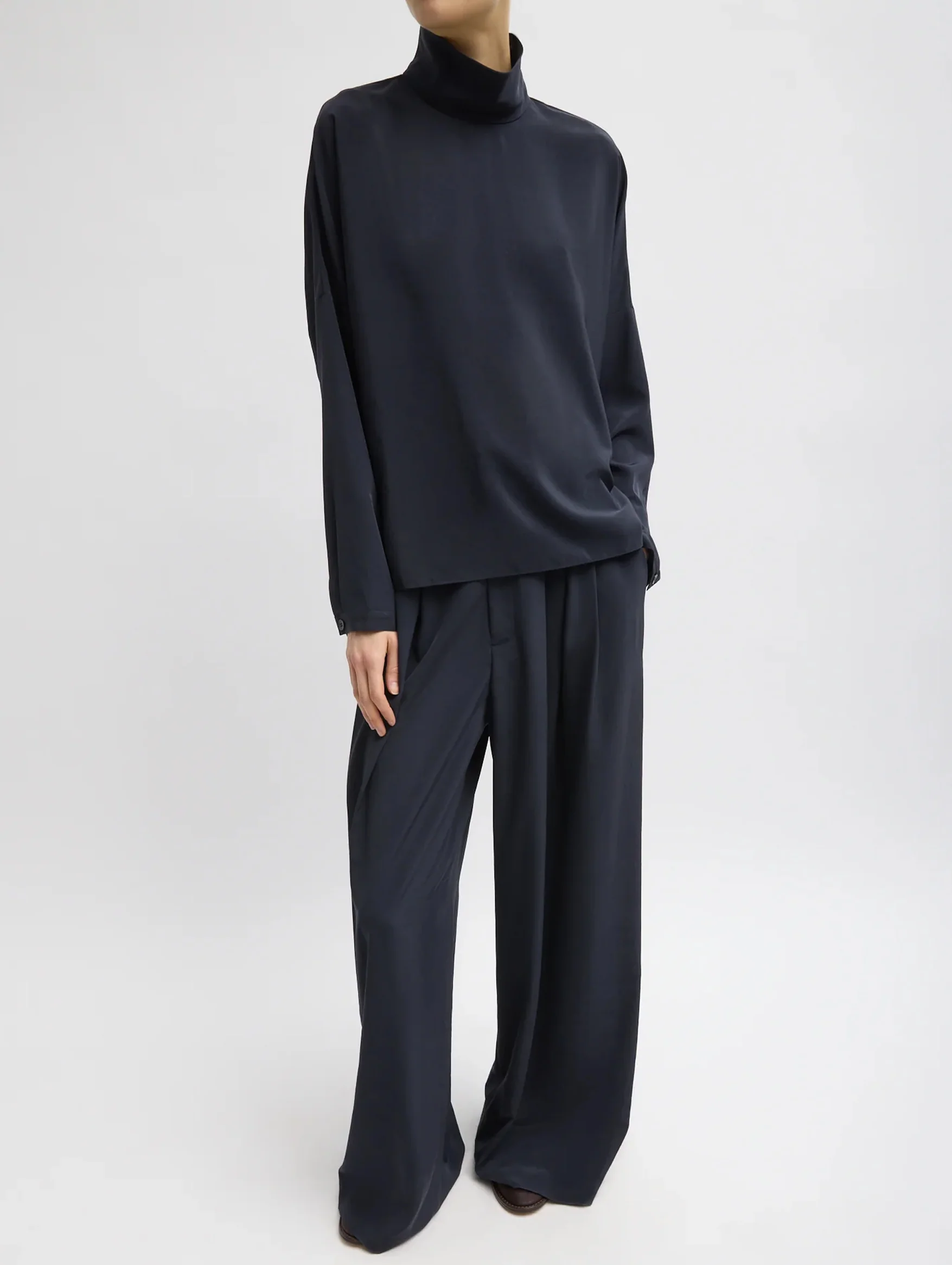 Relaxed Suiting Funnel Neck Dolman Sleeve Top in Navy - Image 5