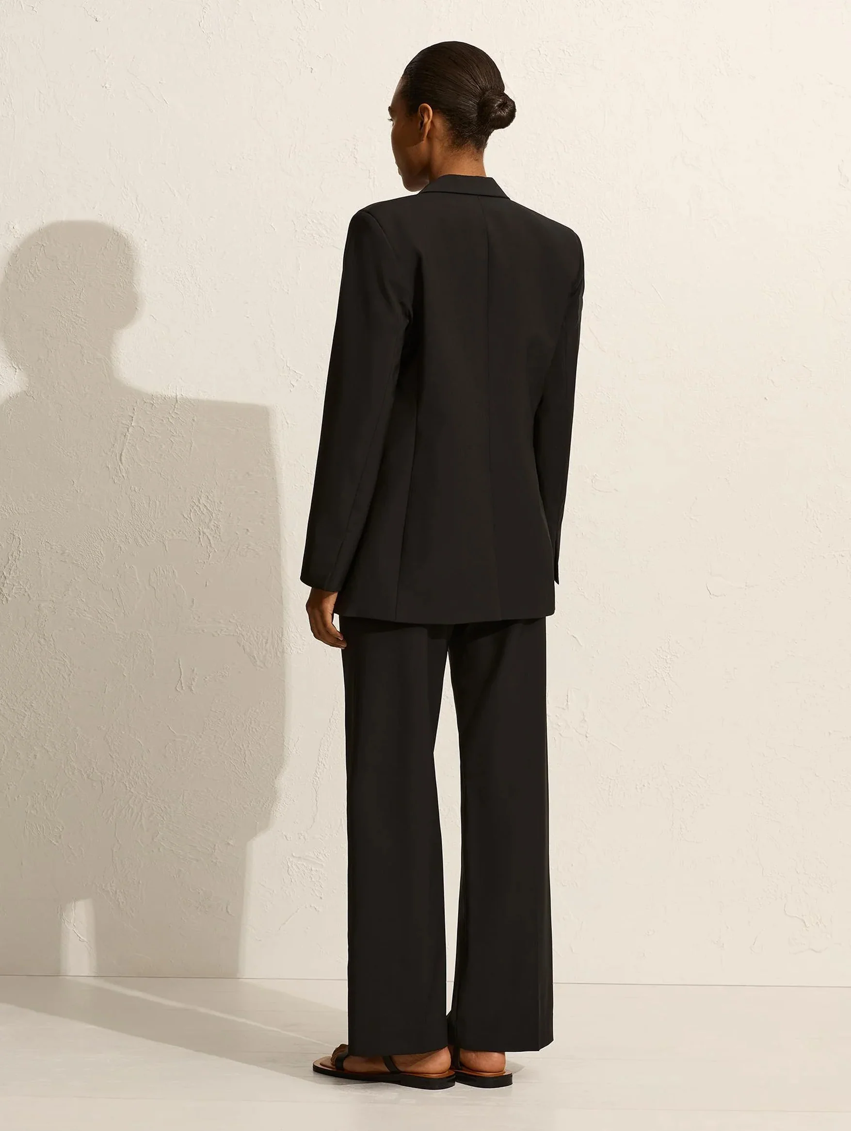 Relaxed Tailored Blazer in Black - Image 5