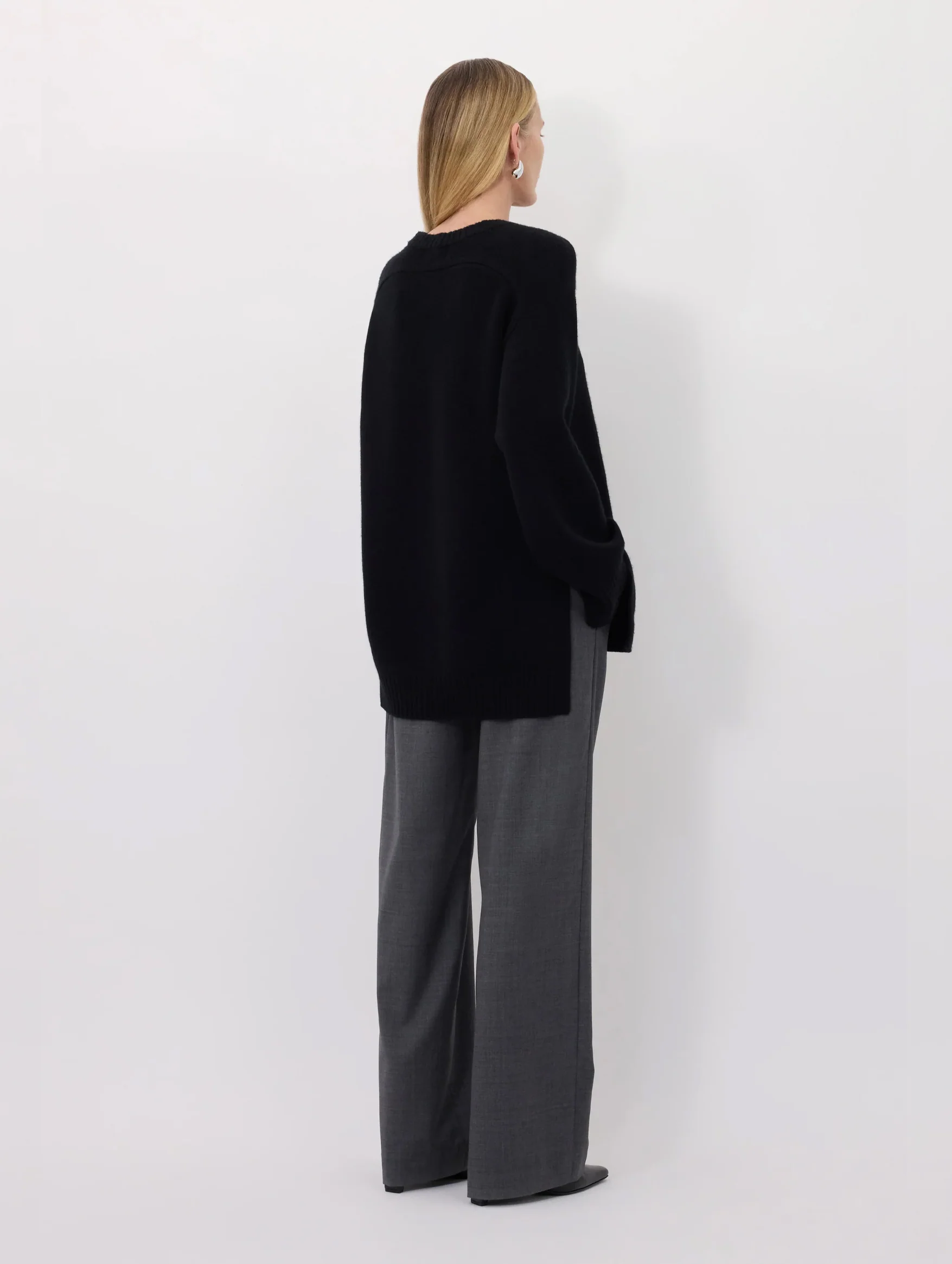 Safi Wool Long Sweater in Black - Image 5