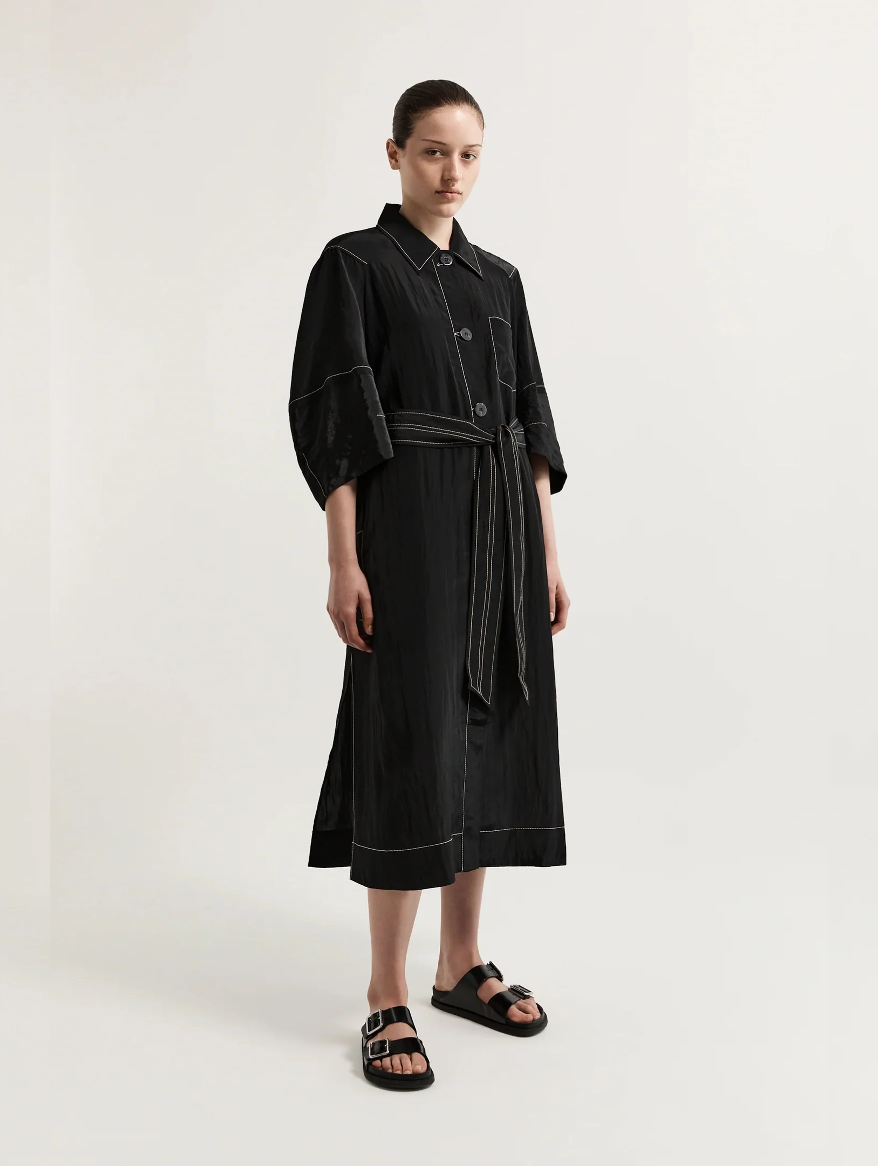 Sandy SS Dress in Black - Image 3