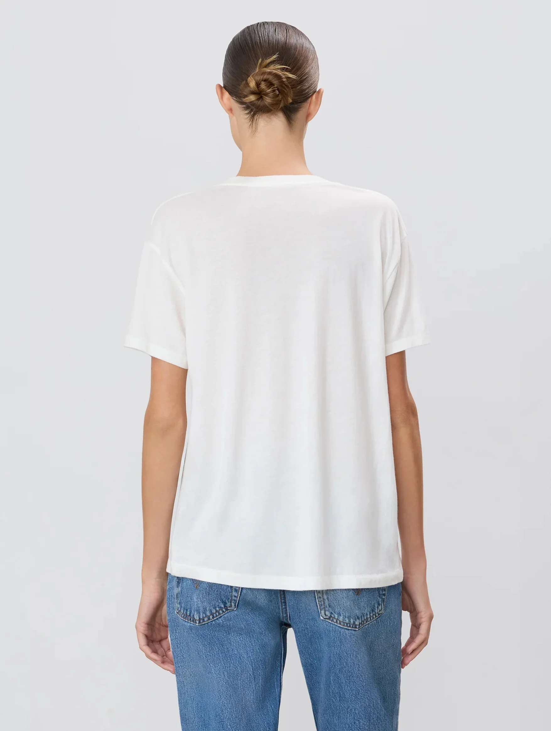 Short Sleeve Boyfriend T-Shirt in Ivory - Image 4