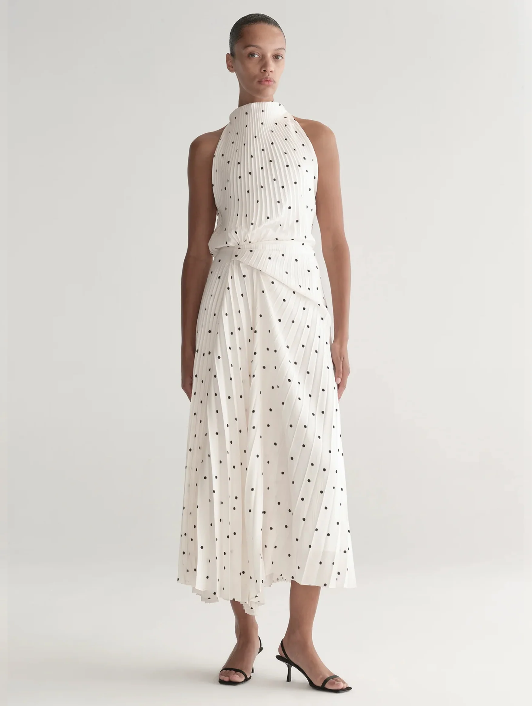 Simona Pleated Dress in Cream and Black - Image 5