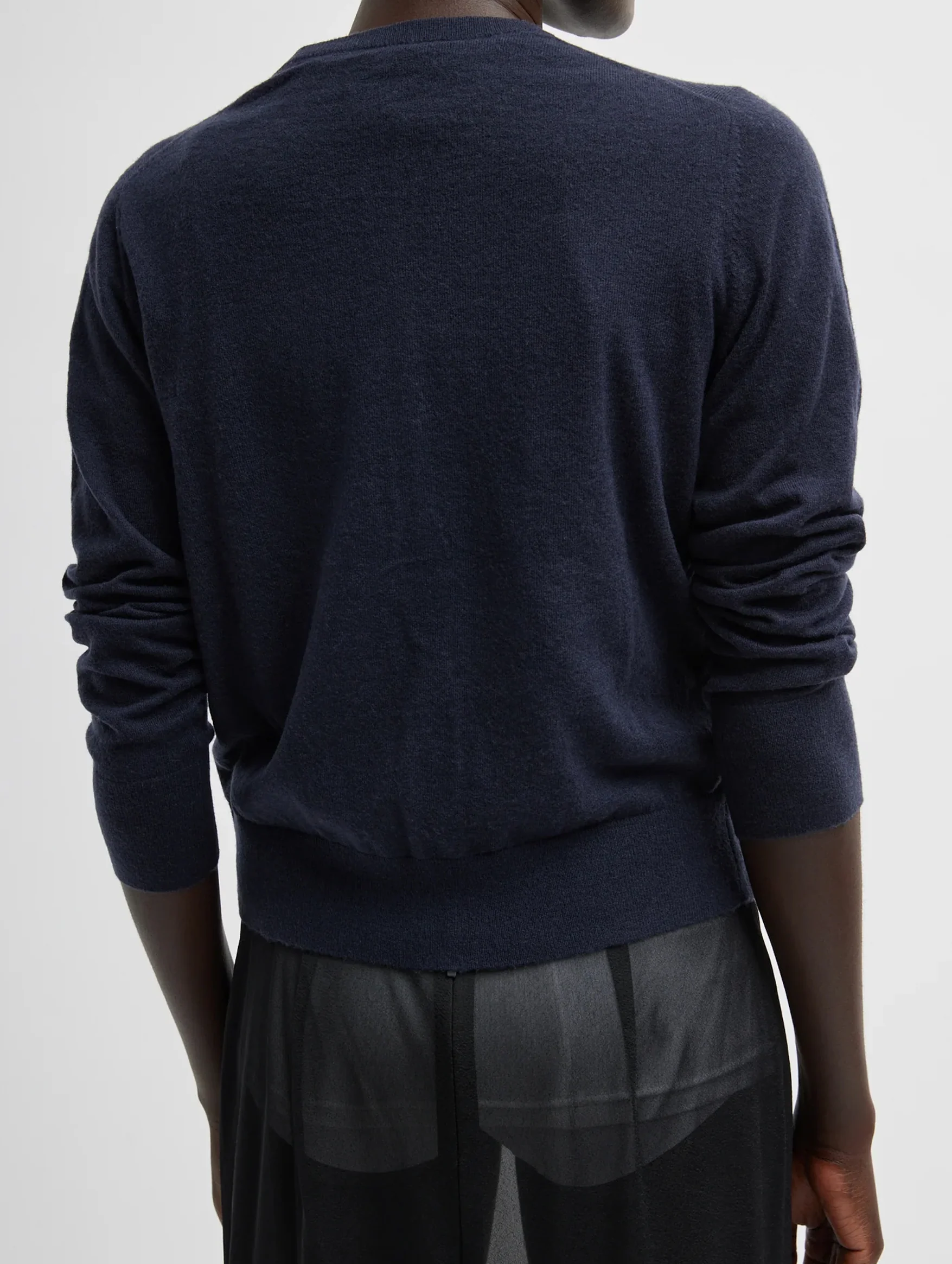 Skinlike Mercerized Wool Shrunken Cardigan in Navy - Image 3