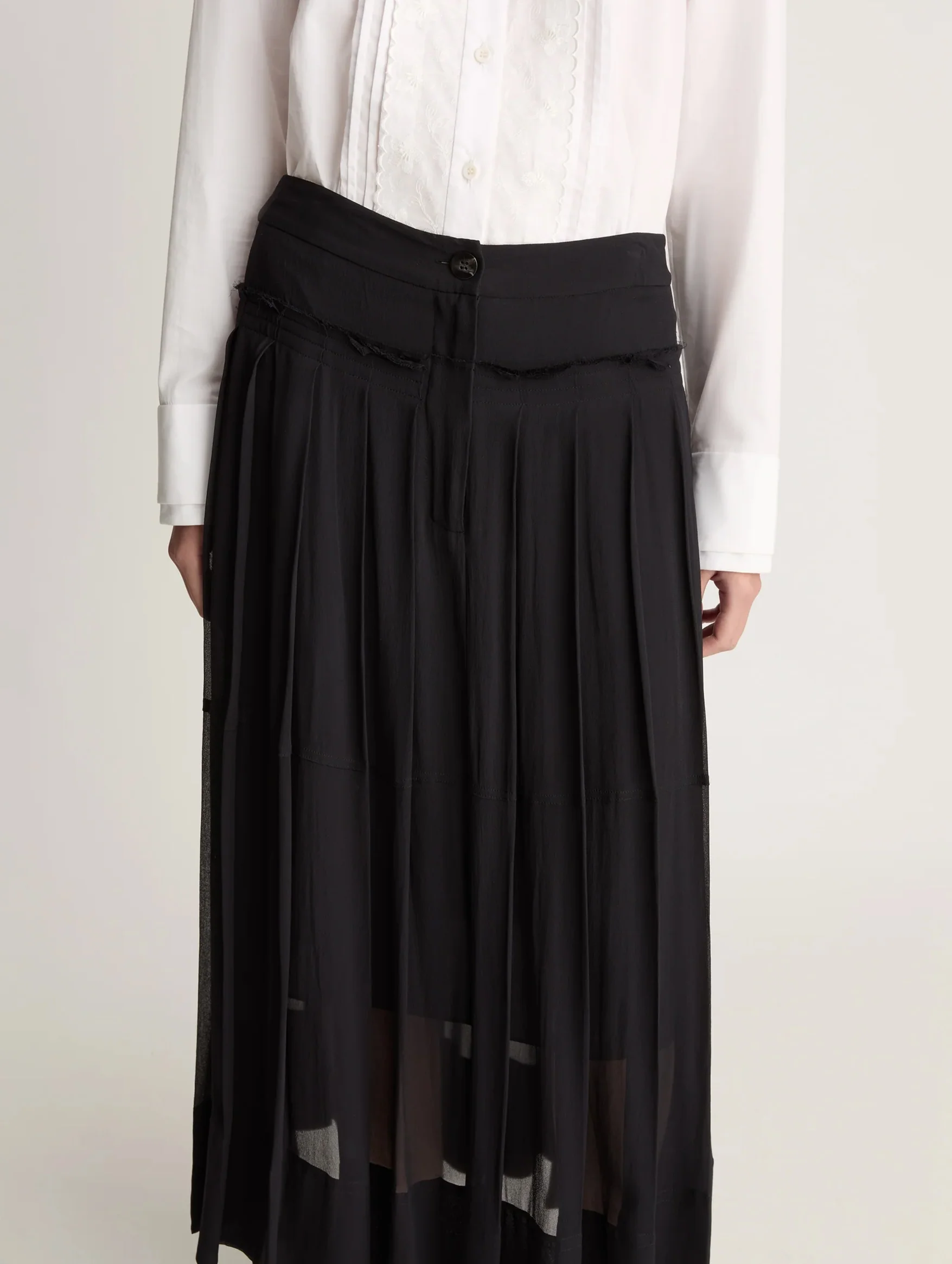 Sofia Skirt in Black - Image 4