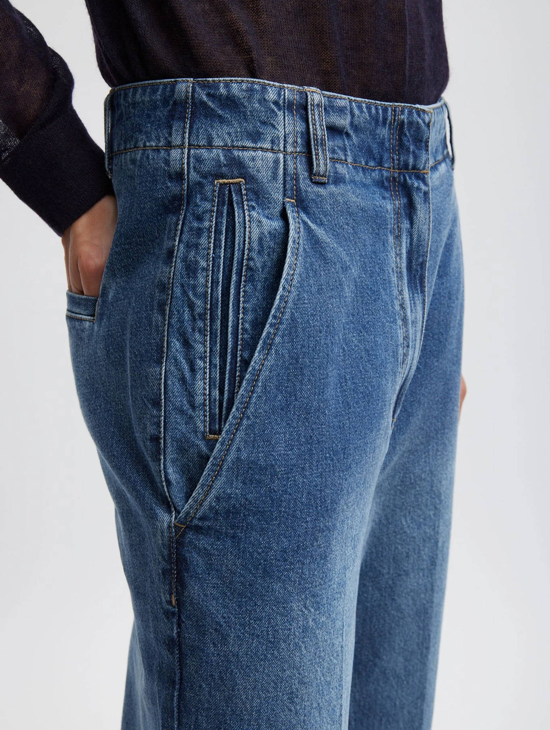Spring Denim Regular Barry Jean in Classic Blue - Image 2