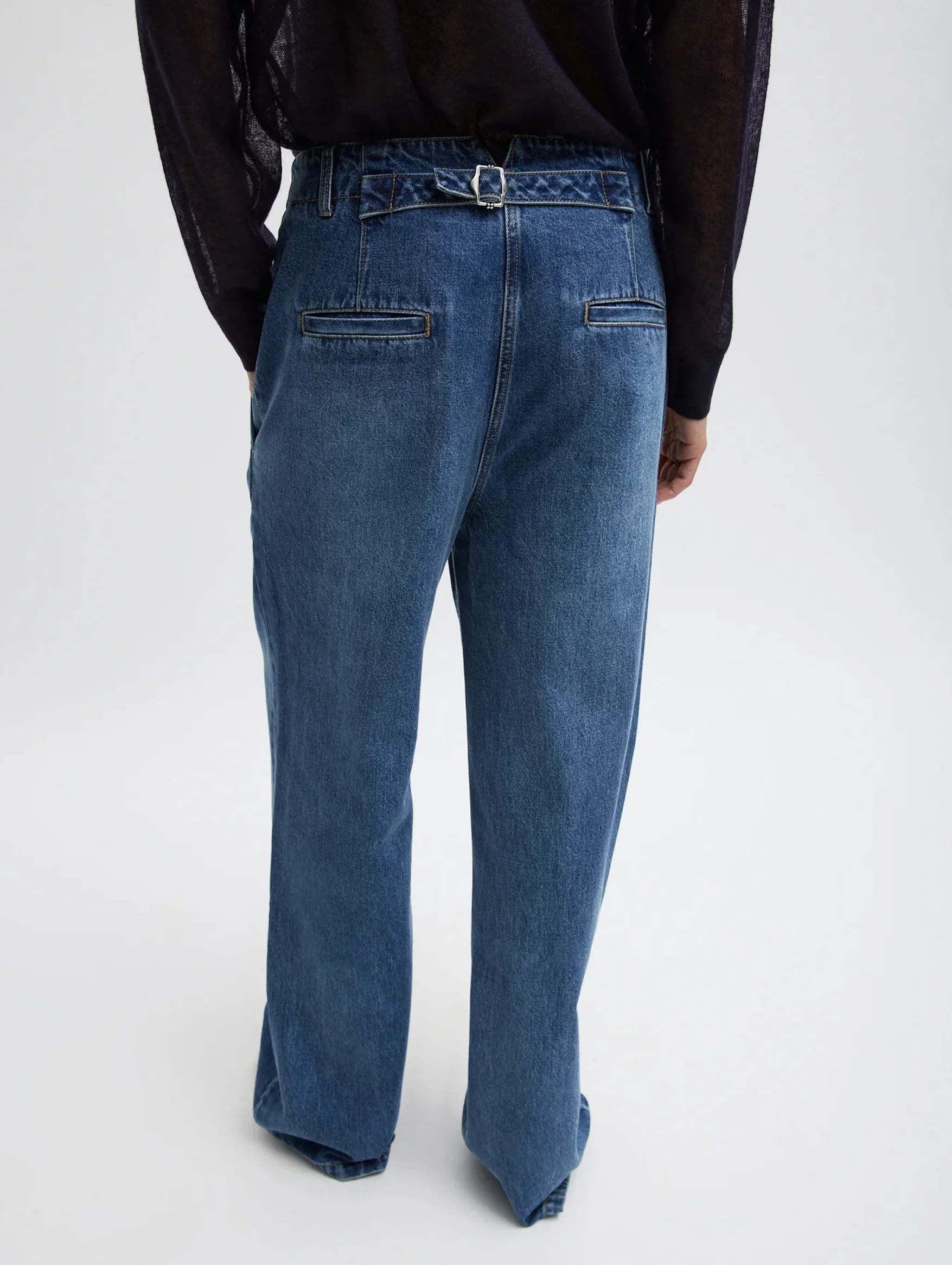 Spring Denim Short Barry Jean in Classic Blue - Image 4