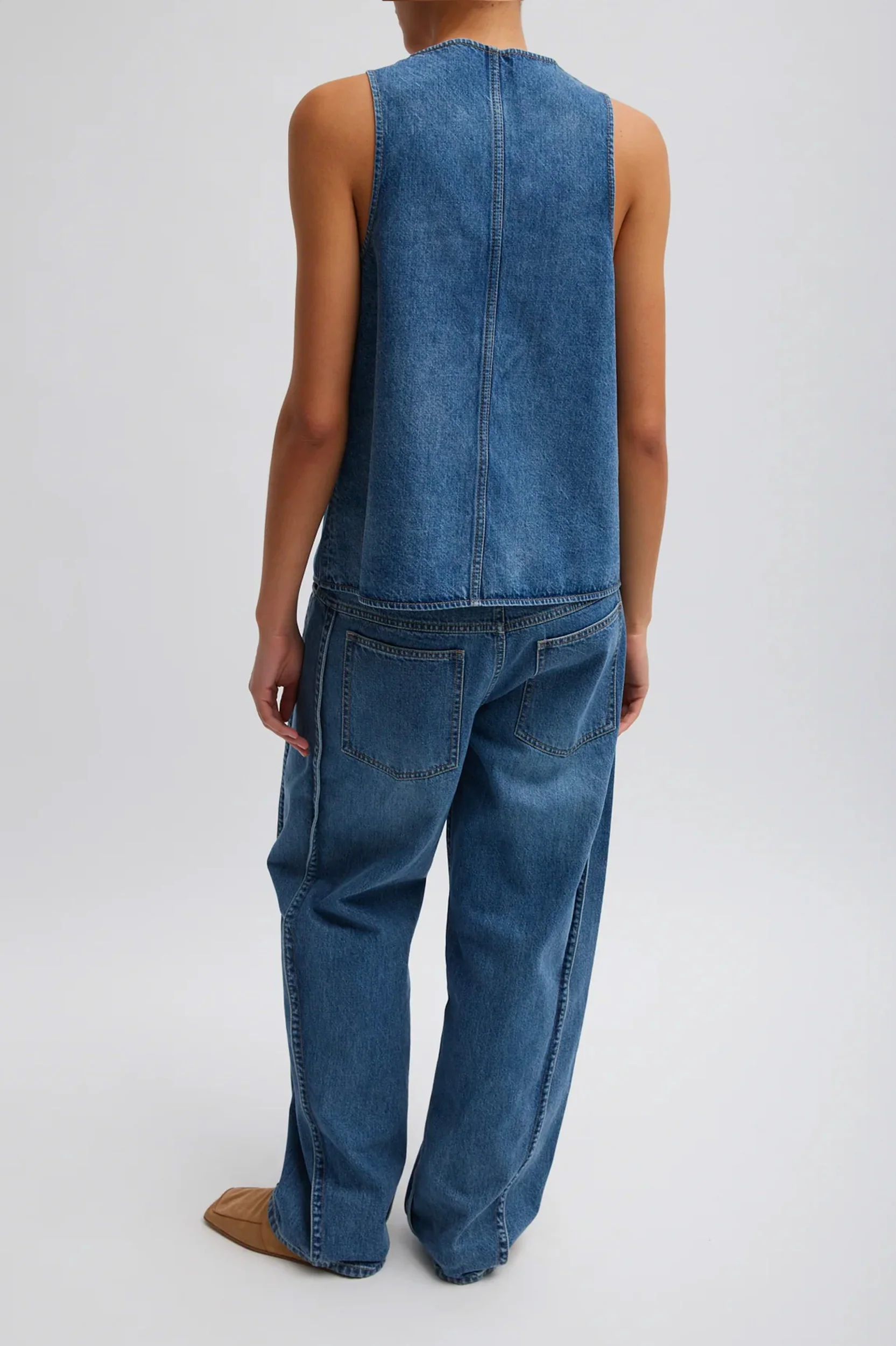 Spring Denim Tuck Jean in Classic Blue - Regular - Image 5