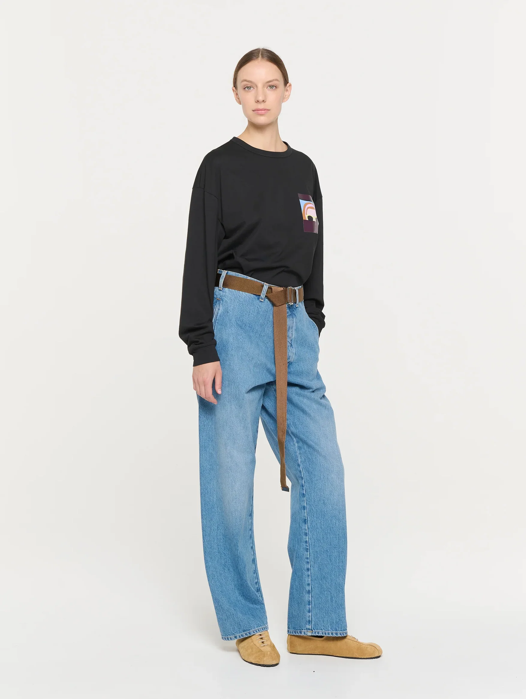 Straight Leg Belted Jeans in Blue Denim - Image 3