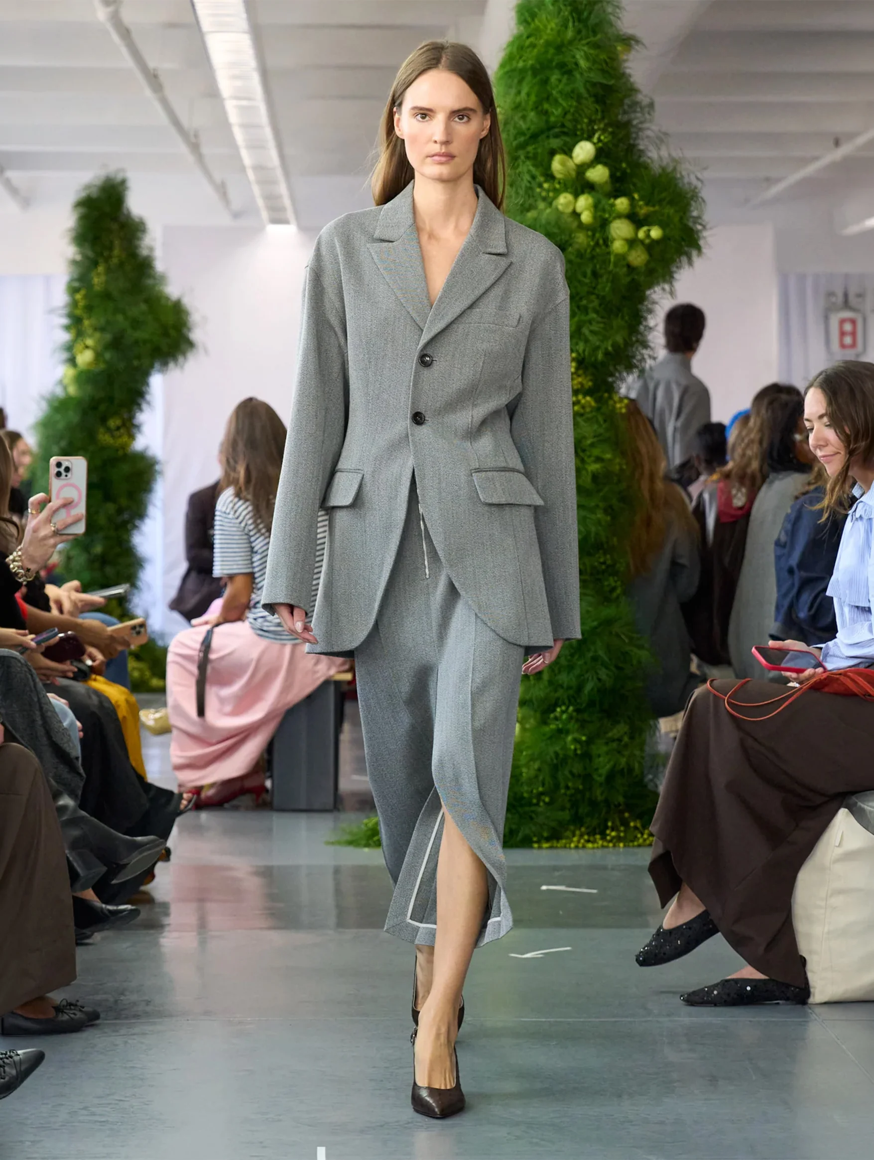Structured Wool Sculpted Blazer in Grey Multi - Image 5