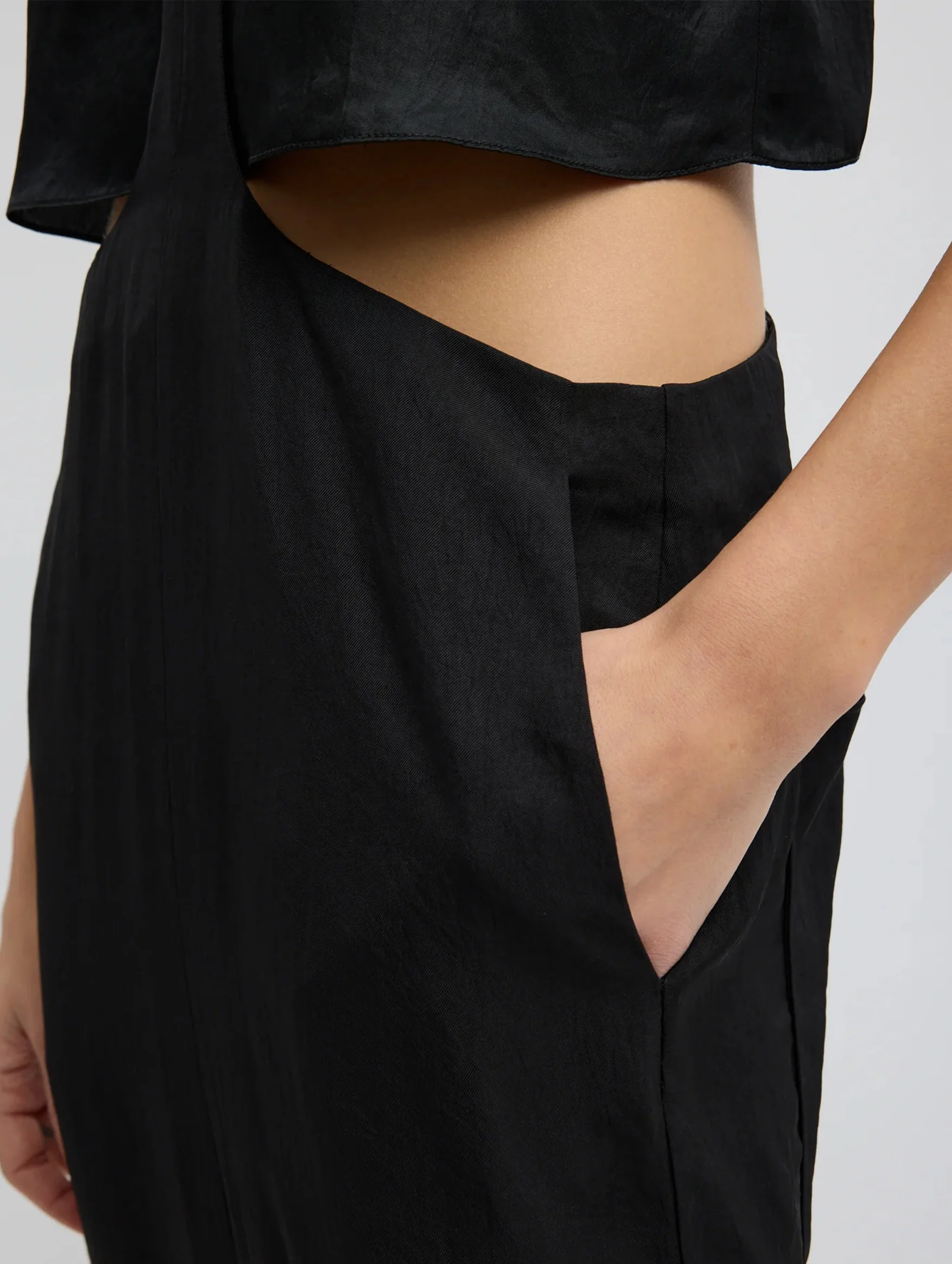 Summer Acetate Crinkle Overall Skirt in Black - Image 5
