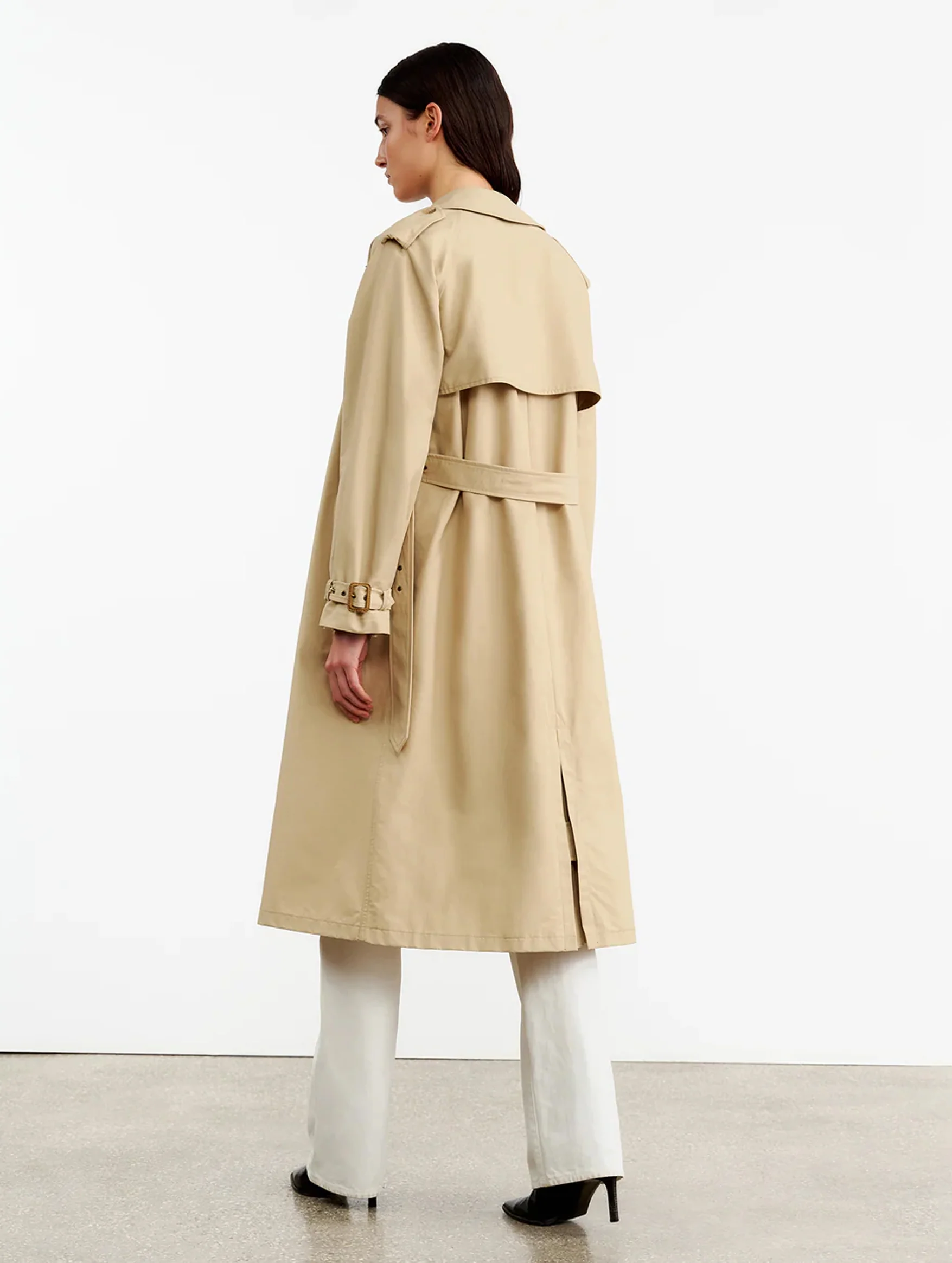Tanner Trench Coat in Khaki - Image 5