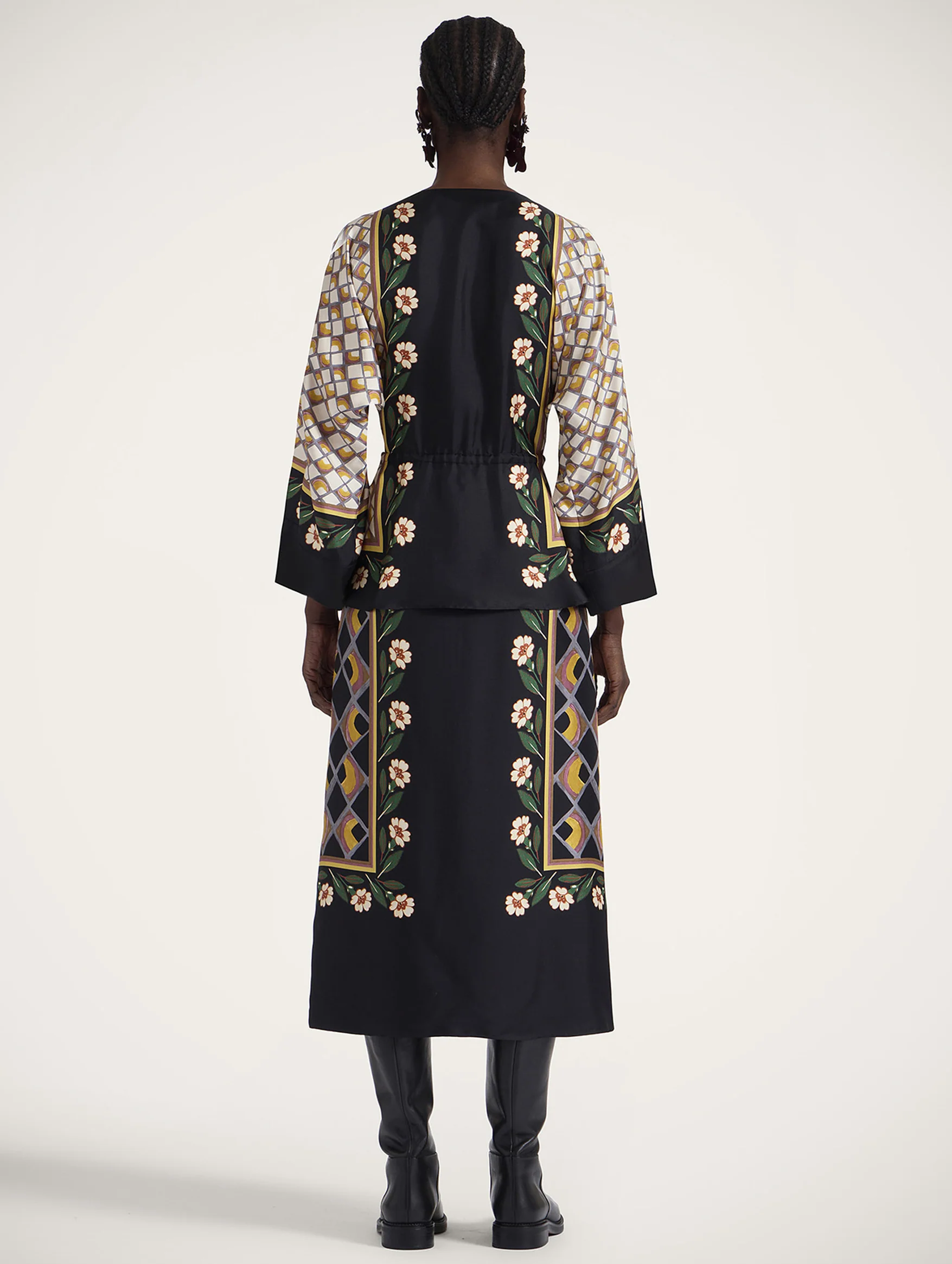 The Apericena Silk Dress In Dazed Placée - Image 4