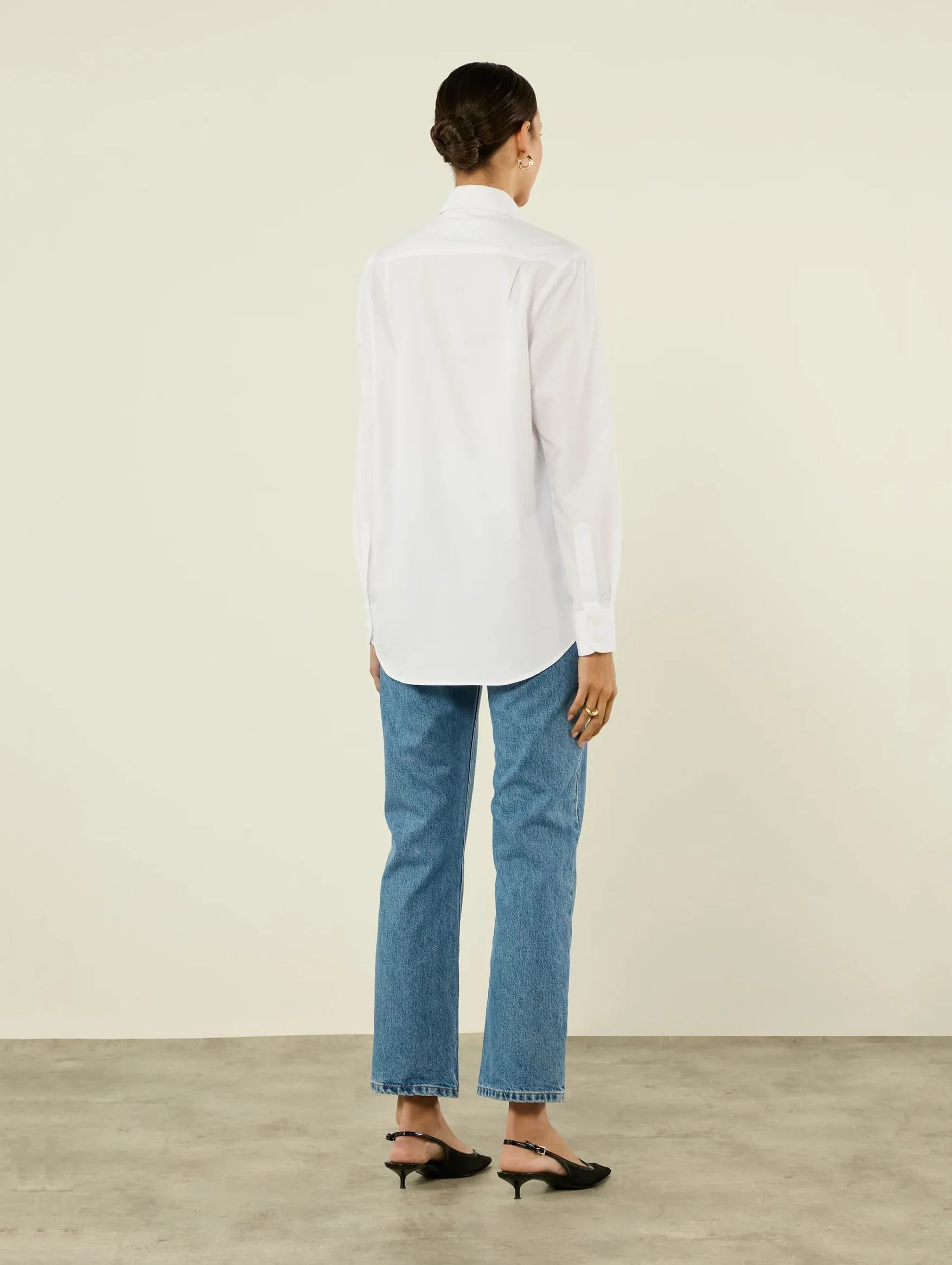 The Boyfriend Poplin Shirt in White - Image 5