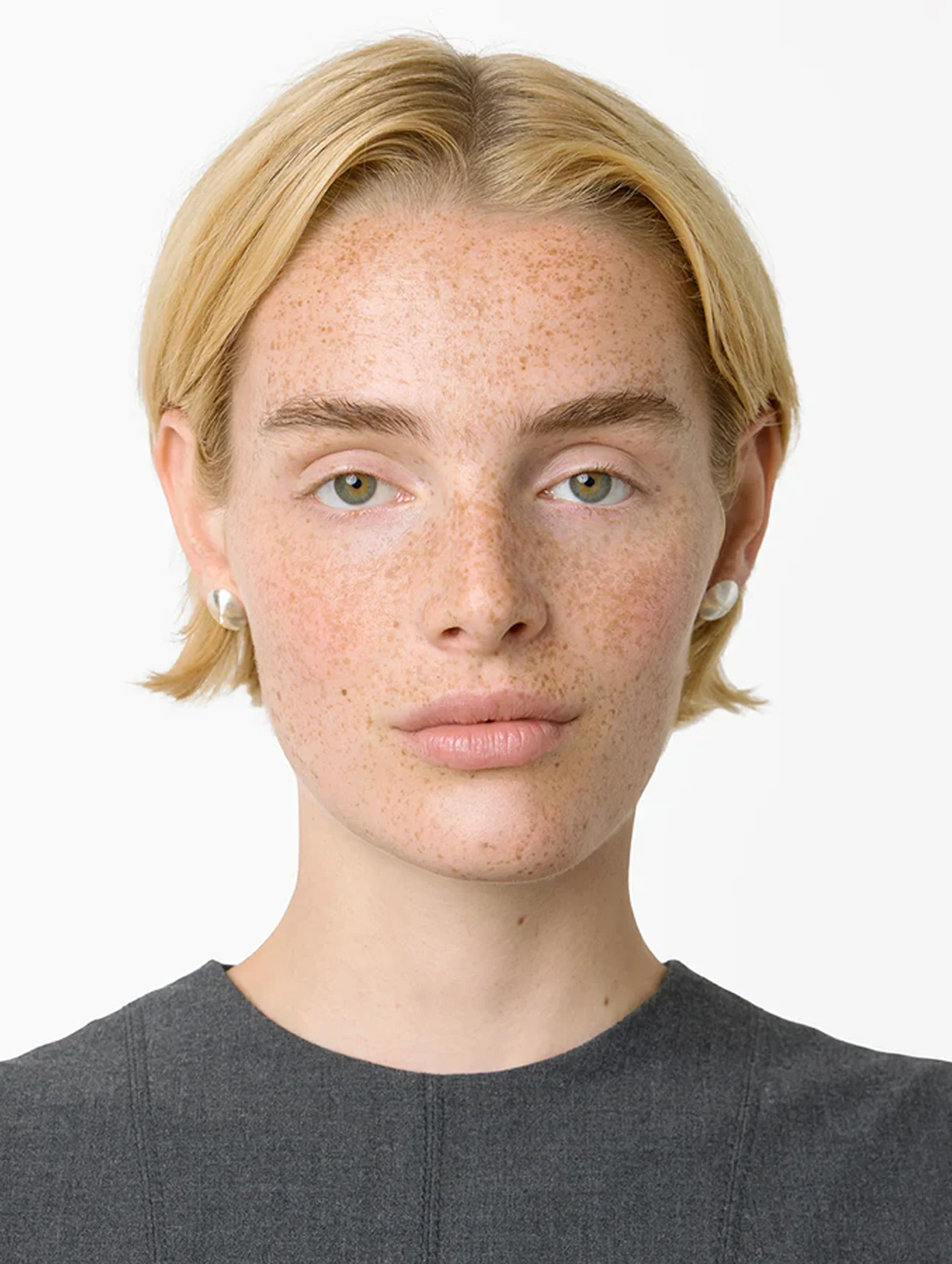 The Ella Earrings in Silver - Image 3