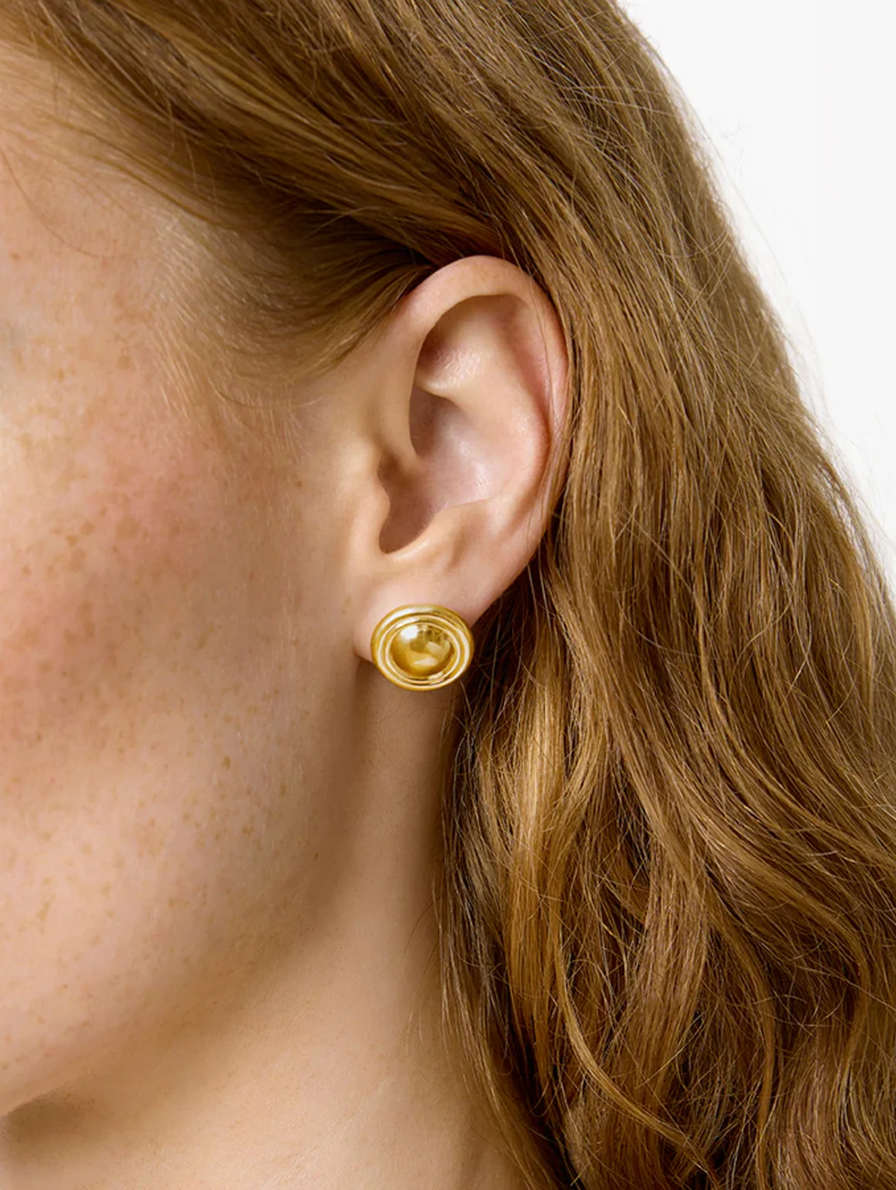 The Eloise Earrings in Gold - Image 3