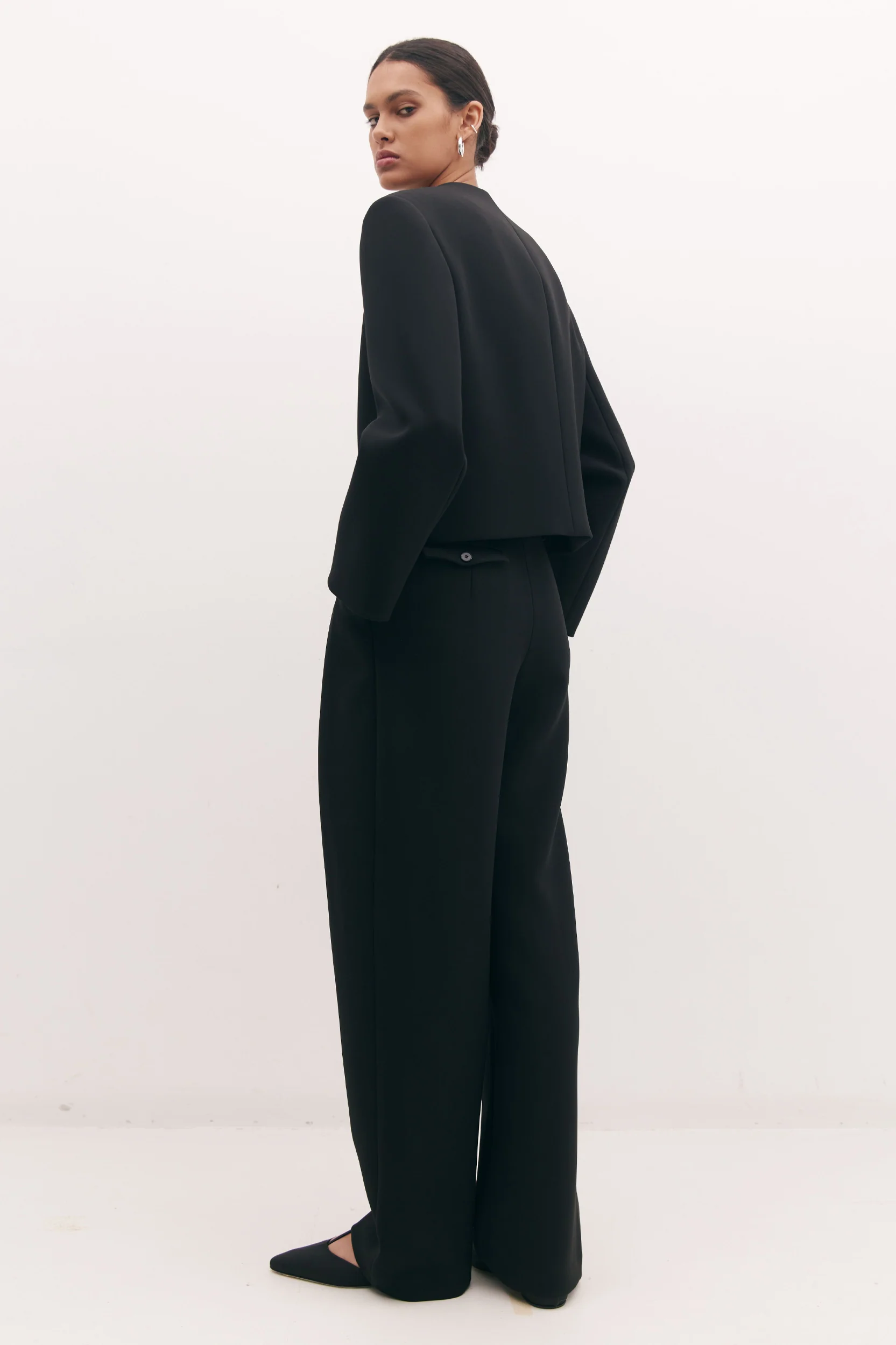 Tilmens Blazer in Black - Image 5