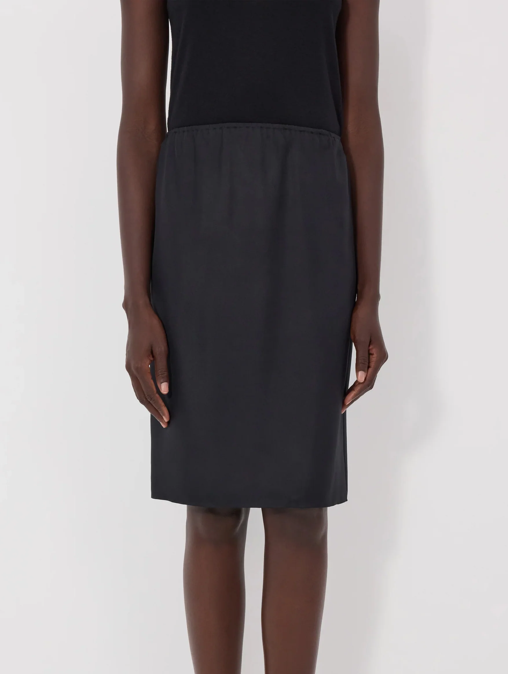 Vasali Silk twill Skirt in Black - Image 4