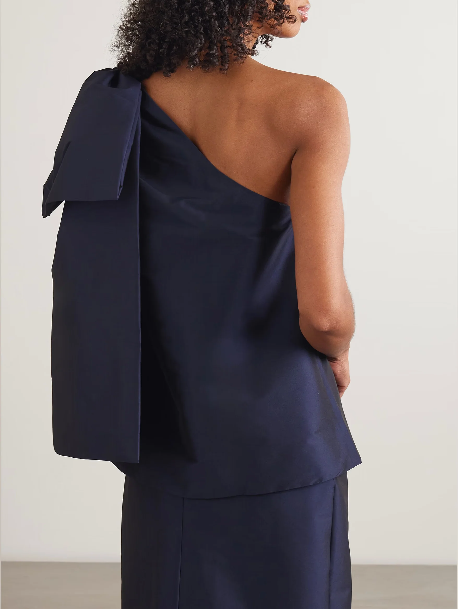 Winnette Top in Midnight - Image 4