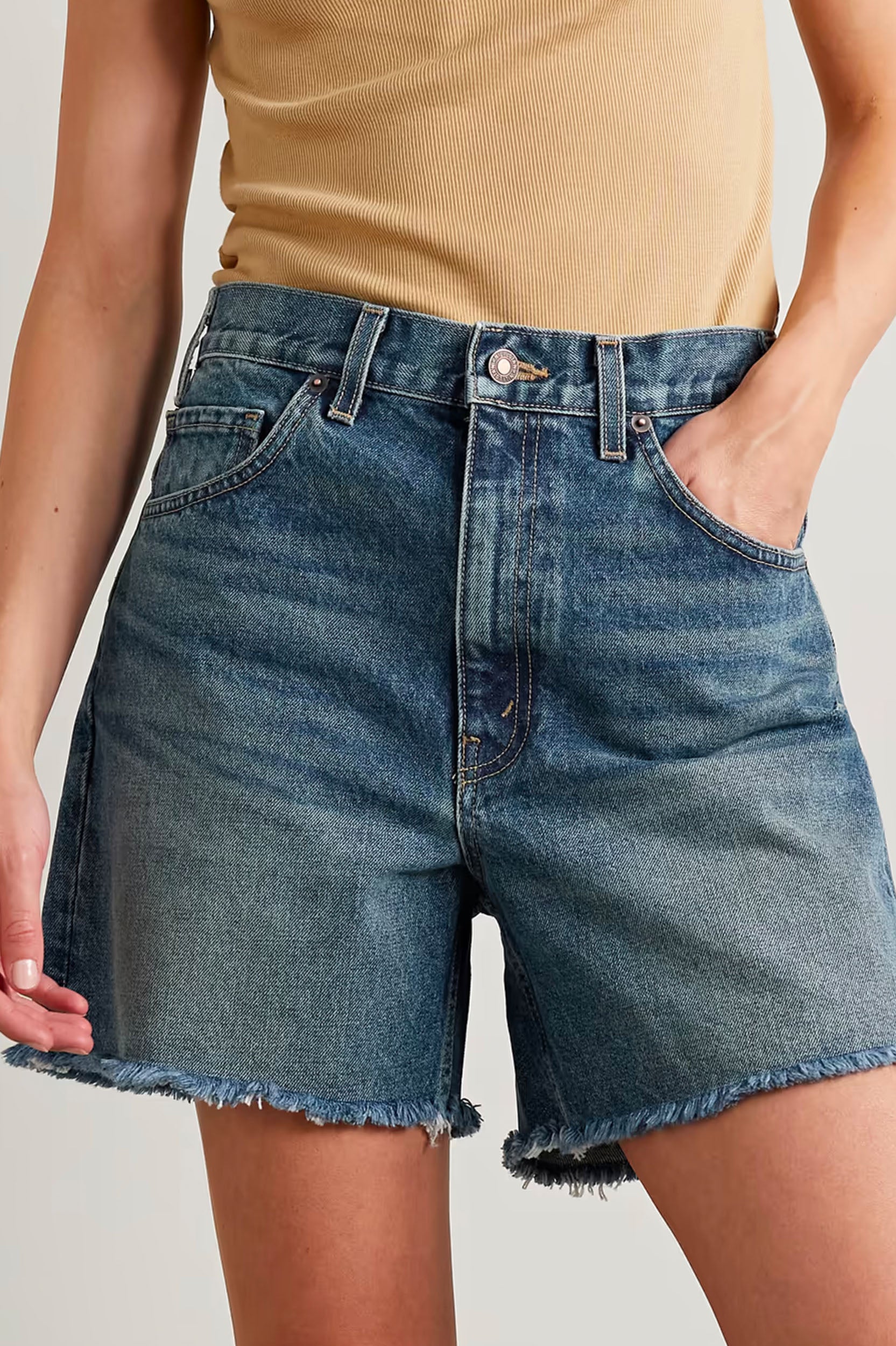 Yoann Denim Short in Simon Wash - Image 3